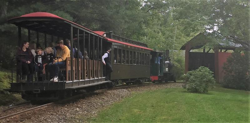 Heading down the track, family in the back. LISA KRISTOFF/Boothbay Register