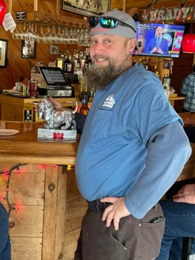 Dave Barter and the Judges Award. Courtesy of Jen Mitchell