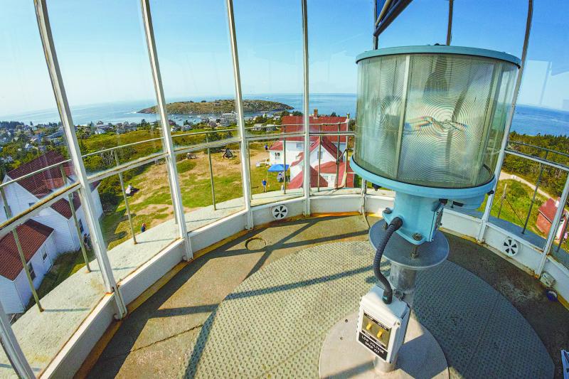 View from the Monhegan Lighthouse. Mike Leonard photo (www.phototourismbymike.com)