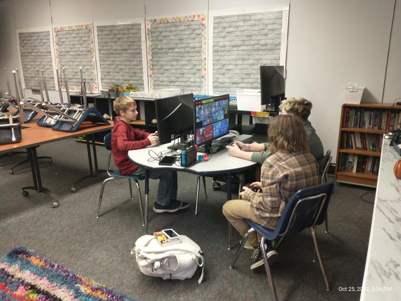 Boothbay Region Elementary School esports players. Courtesy of Shawna Kurr