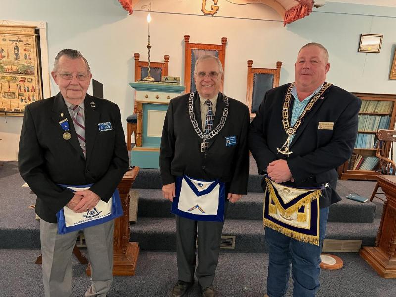 On Monday, April 3, Right Worshipful Mike Alley DDGM 10th Masonic District, on behalf of Seaside Lodge #144, presented Past Master Arthur Richardson with a 5-year star to be pinned on his 50-year Masonic medal. This indicated 55 years of service to the Masonic craft. Masonic brethren everywhere congratulate Worshipful Brother Richardson on his long and dedicated involvement in the Lodge. Pictured from left are Past Master Arthur Richardson, Worshipful Master Bob Raudenbush and Right Worshipful Mike Alley. Courtesy photo
