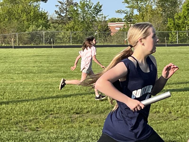 Alana LaCourse in the relay. Mary Baudo photo