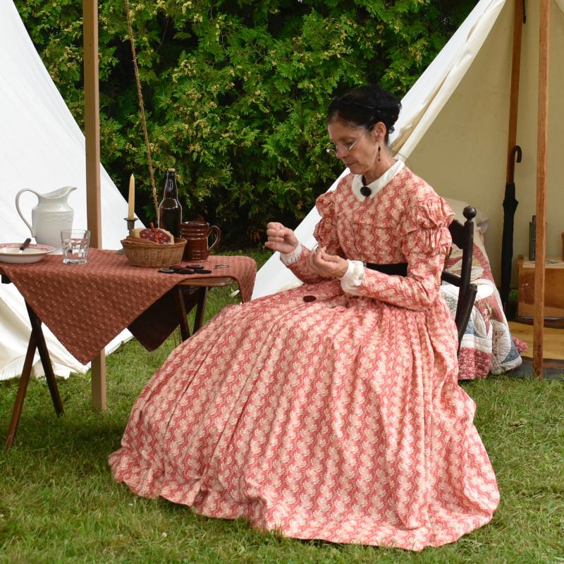 Dianne Thompson sews a penny rug. FRITZ FREUDENBERGER/Boothbay Register