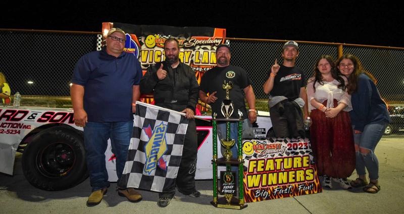 James Osmond celebrates his Ward & Sons 100 win with friends and family. S Girard Photography