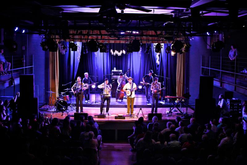The Old Crow Medicine Show. Robert Mitchell photo