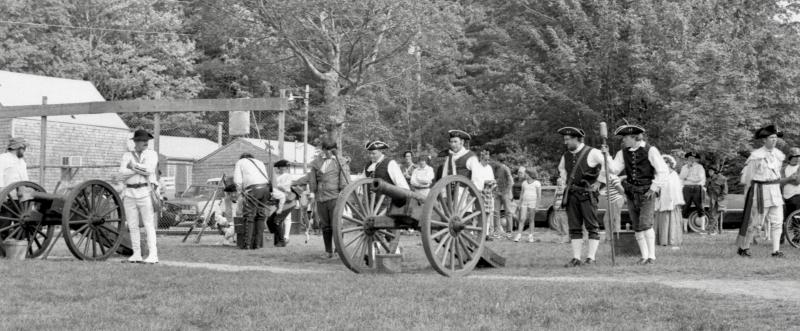 PHIL DI VECE/Boothbay Register