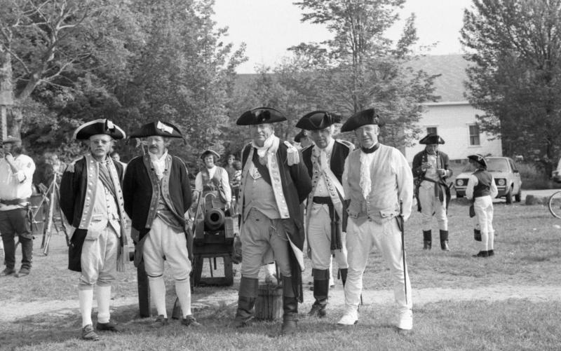 PHIL DI VECE/Boothbay Register