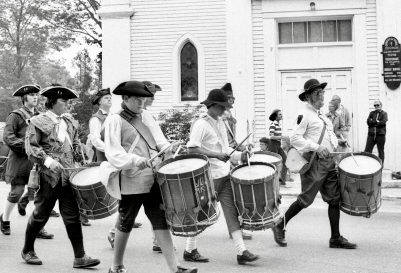 PHIL DI VECE/Boothbay Register