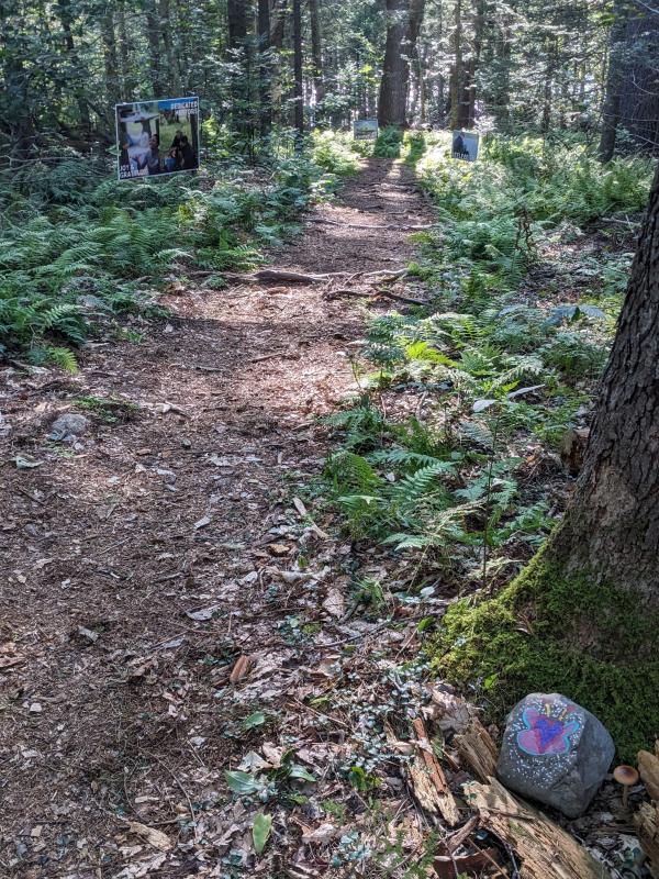 CANDI JONETH/Boothbay Register Setting