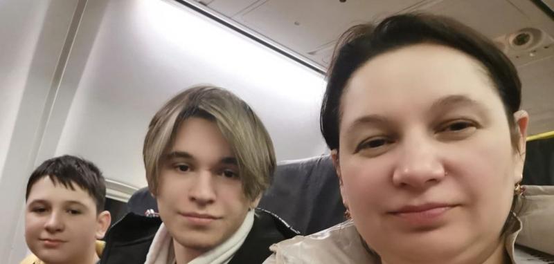 Using the mother’s phone, a stranger took this photo of the Ukrainian family en route, Damian Sedney said. Courtesy of Damian Sedney