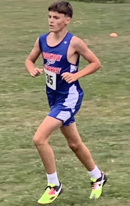 BILL PEARSON/Boothbay Register A boy runner.