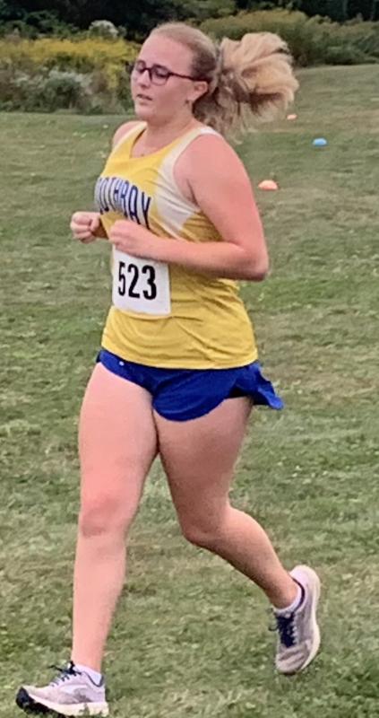 BILL PEARSON/Boothbay Register A girl runner.