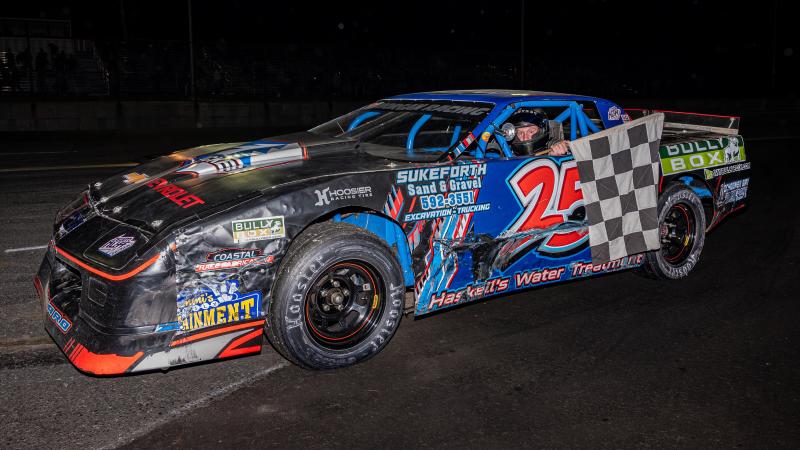 Landon Tapley scored his first career win in the Strictly Streets on Saturday. Courtesy of David Montgomery/Mainemonty Media