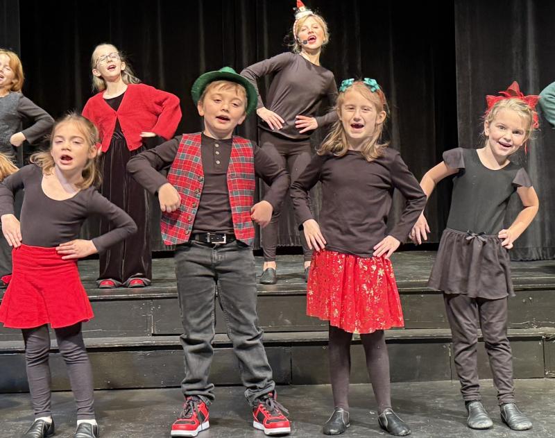 Front row: Cora Tindal, Oscar Mirabile, Josie Roy, Jackie Cronk; back row: Finley Piercy, and Kaylee Wayda perform in "We Are Santa's Elves". Front row: Cora Tindal, Oscar Mirabile, Josie Roy, Jackie Cronk; back row: Finley Piercy, and Kaylee Wayda perform in "We Are Santa's Elves".