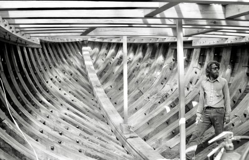 Skipper John S. Nugent III inside the hull of the Bowdoin during the schooner’s four-year reconstruction at Maine Maritime Museum in Bath. PHIL DI VECE photo Skipper John S. Nugent III inside the hull of the Bowdoin during the schooner’s four-year reconstruction at Maine Maritime Museum in Bath. PHIL DI VECE photo