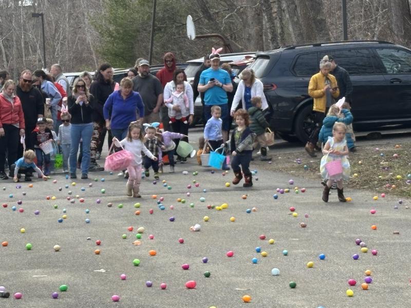 And ... they're off! LISA KRISTOFF/Boothbay Register And... they're off! LISA KRISTOFF/Boothbay Register