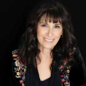 Karla Bonoff. Courtesy of the Opera House at Boothbay Harbor