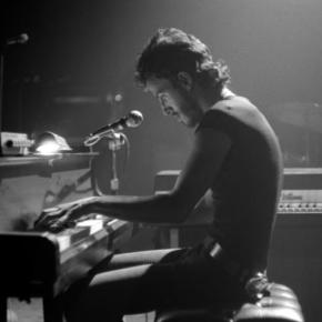 Bruce Springsteen at Harvard Square Theatre. Barry Schneier photo