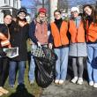 BRHS students during a trash pickup day Dec. 11 to help clean up downtown Boothbay Harbor. FRITZ FREUDENBERGER/Boothbay Register