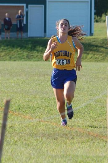 Junior Sophia Thayer powers in for the win at Winthrop high school. Sophia beat the nearest runner, by over 40 seconds. Courtesy of Kate Schwem Junior Sophia Thayer powers in for the win at Winthrop high school. Sophia beat the nearest runner, by over 40 seconds. Courtesy of Kate Schwem