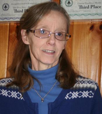 Shaw’s employee of 31 years, Sylvia Pelletier. CHARLOTTE BOYNTON/Wiscasset Newspaper Shaw’s employee of 31 years, Sylvia Pelletier. CHARLOTTE BOYNTON/Wiscasset Newspaper