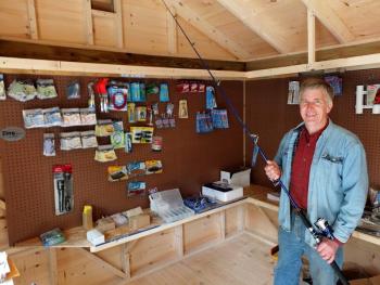 Oak Street Outdoors owner Doug Roberts. RYAN LEIGHTON, Boothbay Register