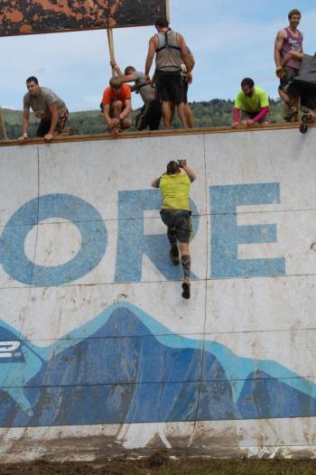 Jared Mitkus vaults his way to the top of Everest unaided. Courtesy of John Mitkus