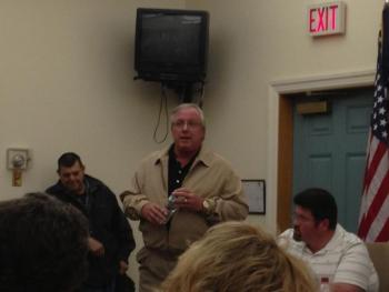 Southport resident Paul Coulombe discusses his plans to further develop the golf course as part of a TIF (tax incremental financing) district proposed by the town of Boothbay. RYAN LEIGHTON/Boothbay Register