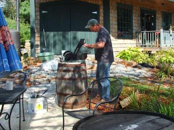 Win Mitchell gets ready for Harbor Fest. SUZI THAYER/Boothbay Register