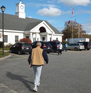 Ernst Benzien heads to the polls. RYAN LEIGHTON/Boothbay Register