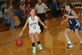 Junior Sara Durgan slows up to start the offense during Wednesday’s home game against Dirigo. KEVIN BURNHAM/Boothbay Register Durgan