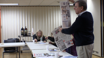Alan Bebout of the Boothbay Register discusses print marketing at the first meeting of Market Boothbay on December 3. Market Boothbay formed to think up better ways to promote the region year-round. RYAN LEIGHTON/Boothbay Register