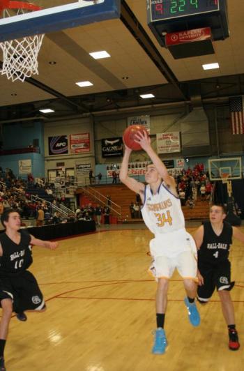 Sophomore Matthew Burnham tries to score late in Monday’s game against Hall-Dale. KEVIN BURNHAM/Boothbay Register Burnham