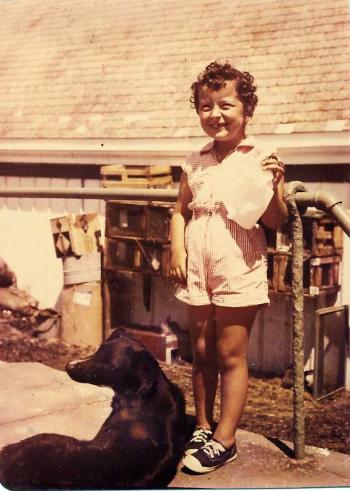 KATHLEEN EYLES and her dog, Blackie, on the Cuckolds in 1954. Courtesy of Kathleen Eyles