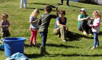 It was a great day for Boothbay Region Land Trust’s The Great Hike this past Saturday, Sept. 26, during the Great Maine Outdoor Weekend! Over 150 people of all ages came out to Ovens Mouth Preserve for a hike and scavenger hunt. It was followed by a delicious barbecue by Olde Kennebec Wood Cookery of West Bath, great jams by The Spaceheaters and beer provided by DL Geary’s Brewing Company, all on the beautiful private farm adjacent to the preserve. Boothbay Region Land Trust would like to thank all the sponsors, volunteers and attendees that make this event such a success, as well as Kerrin and Lincoln Erhard for their incredible generosity. Courtesy photo