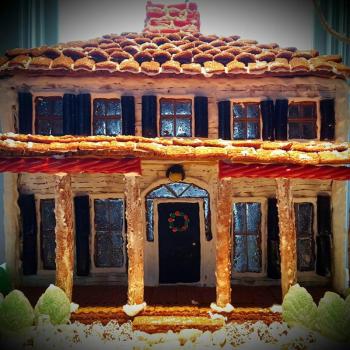 The Kenniston Hill Inn gingerbread by Wendy and Alan Bellows was awarded “Best Representation of a Local Landmark” by the Gingerbread Spectacular judges on Dec. 11. All photos courtesy of Susan Brackett Kenniston Hill Inn gingerbread by Wendy & Alan Bellows