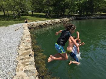 These kids were taking advantage of the relatively warm water at Barrett’s Park on June 1. SUZI THAYER/Boothbay Register