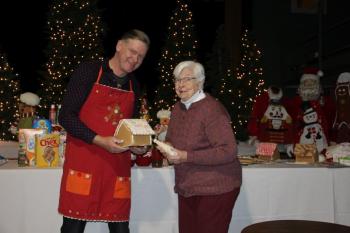 A gingerbread dynasty. Kevin Kiley with gingerbread mentor and mother, Pat Kiley . DIANE DORBIN/Boothbay Register Gingerbread 101