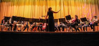 Sarah Foster conducts the BRES/BRHS holiday band concert. DIANE DORBIN/Boothbay Register BRES/BRHS Holiday Band Concert
