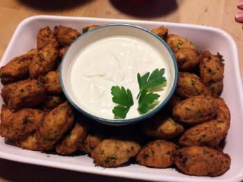 Richard’s salt fish apps were a hit. SUZI THAYER/Boothbay Register