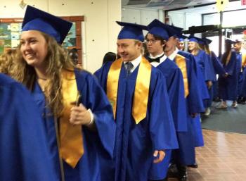 Seniors head into BRES for the second annual Senior Walk. SUZI THAYER/Boothbay Register