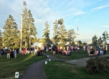 A crowd of around 350 attends Claw Down at Newagen Seaside Inn on Sept. 14. SUZI THAYER/Boothbay Register