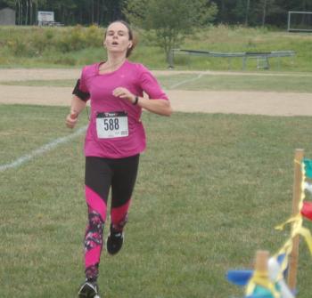 Ryee Spaulding takes part in the 5k race. ART MAYERS/Boothbay Register
