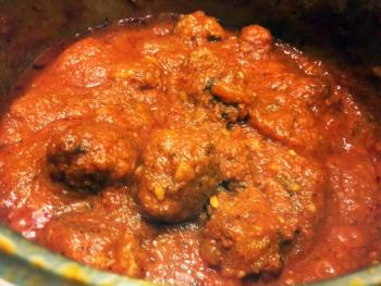 Nothing like a potful of meatballs simmering in a rich red sauce on a cold winter’s night. SUZI THAYER/Boothbay Register