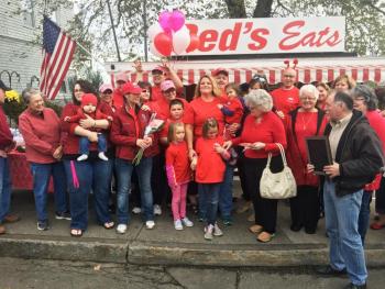 The Gagnon family and Red’s employees at the celebration on Sept. 30. SUZI THAYER/Boothbay Register