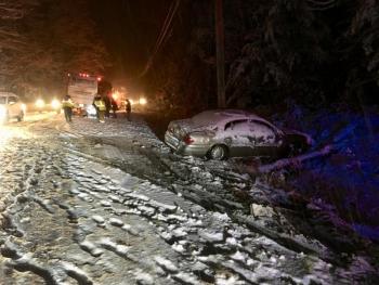 A car driven by Ethan Murray of Newcastle slid off the road in Edgecomb on Saturday night. SUZI THAYER/Boothbay Register