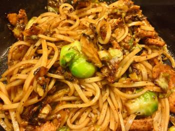 Another lunch I whipped up with stuff in the non-pantry: Stirred fried rice noodles with Brussels sprouts and leftover chicken, and soy sauce, sesame oil and a little sugar. SUZI THAYER/Boothbay Register
