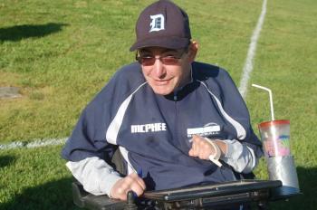 Dirigo Assistant Coach and award-winning sportswriter Bob McPhee takes notes for his team. ART MAYERS/Boothbay Register