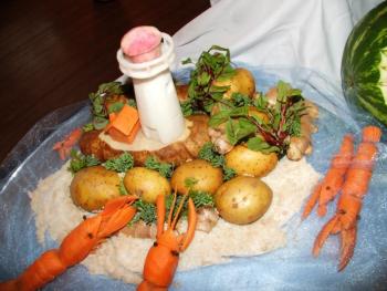 Aerial shot of Somjit Lim’s lighthouse scene. This is one of many food sculptures that led judges to name “Welcome to Boothbay Harbor” the Most Spectacular in the region’s first edible sculpture contest! Somjit Lim