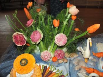 Somjit Lim’s edible floral arrangement.